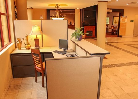 Quality Inn Airport - Buffalo, NY