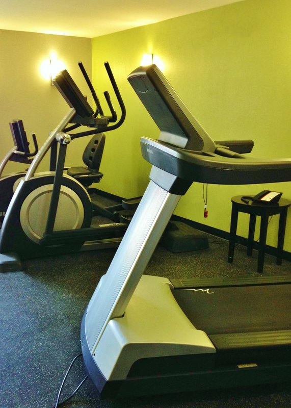 Holiday Inn Express Hotel & Suites Jackson Downtown-Coliseum - Jackson, MS