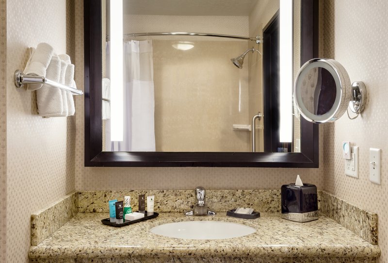 Crowne Plaza Anchorage-Midtown - Anchorage, AK