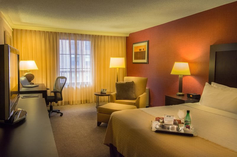 Holiday Inn BALTIMORE-INNER HARBOR (DWTN) - Baltimore, MD