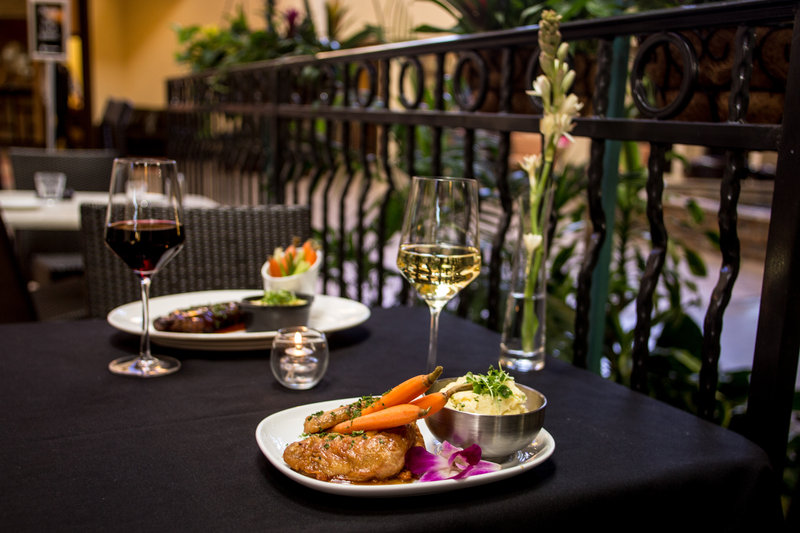 Vineyards Chop House-Crowne Plaza Hotel Concord - Concord, CA