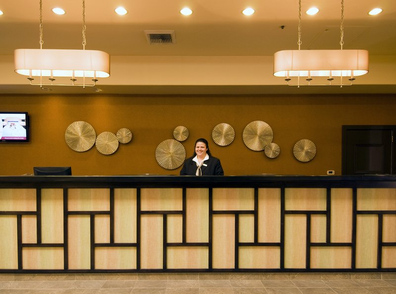 Vineyards Chop House-Crowne Plaza Hotel Concord - Concord, CA