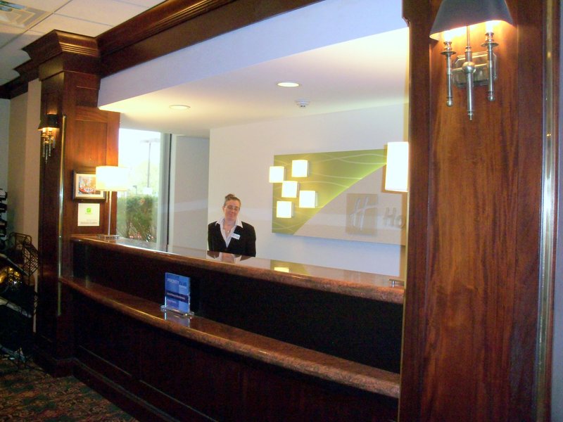 Holiday Inn Hotel & Suites NASHUA - Nashua, NH
