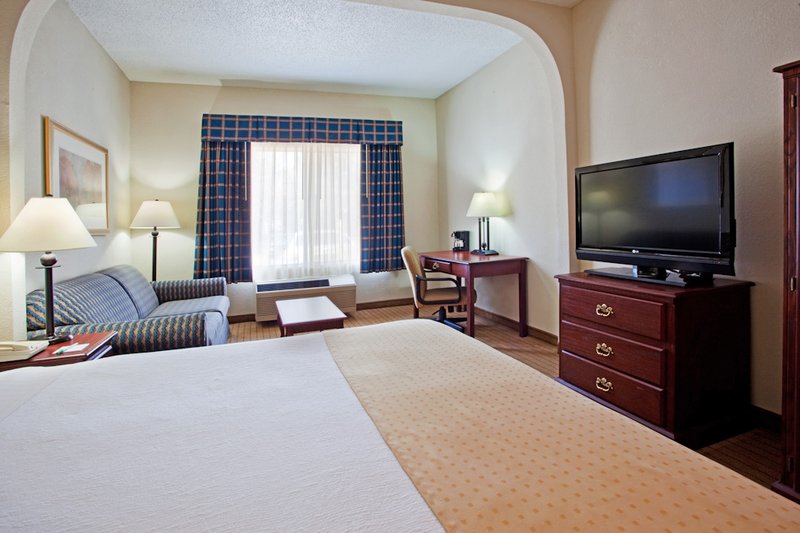Holiday Inn Hotel & Suites Peachtree City - Peachtree City, GA