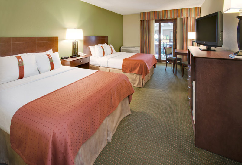 Holiday Inn AUSTIN CONFERENCE CENTER - Austin, MN