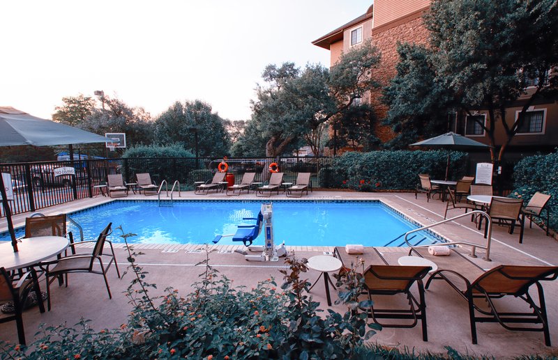 Staybridge Suites Austin Arboretum - Austin, TX