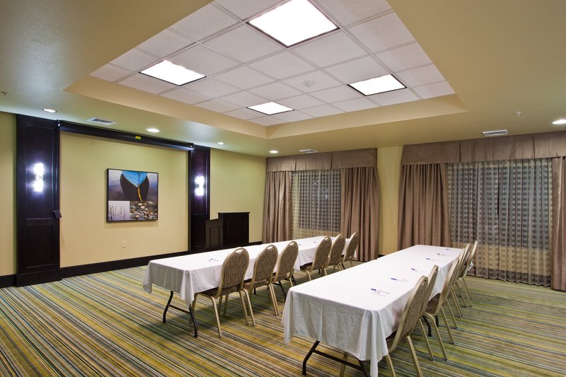 Holiday Inn Express & Suites WAYCROSS - Waycross, GA
