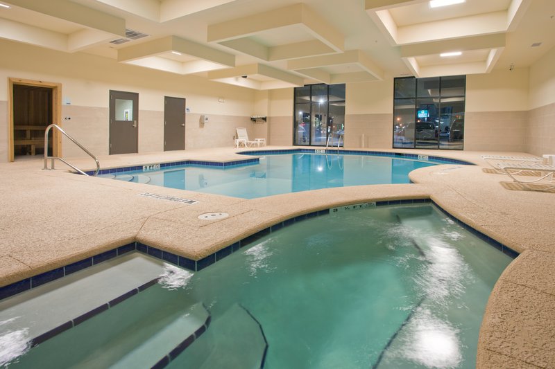 Holiday Inn Express & Suites WAYCROSS - Waycross, GA