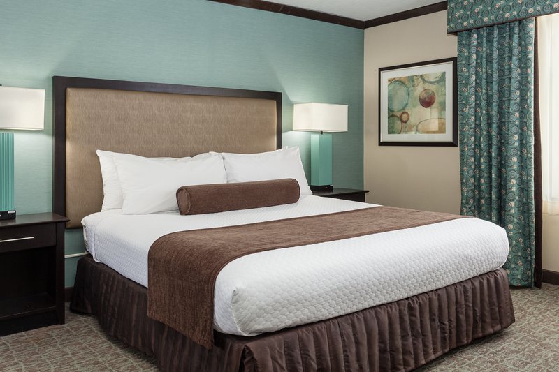 Crowne Plaza Anchorage-Midtown - Anchorage, AK