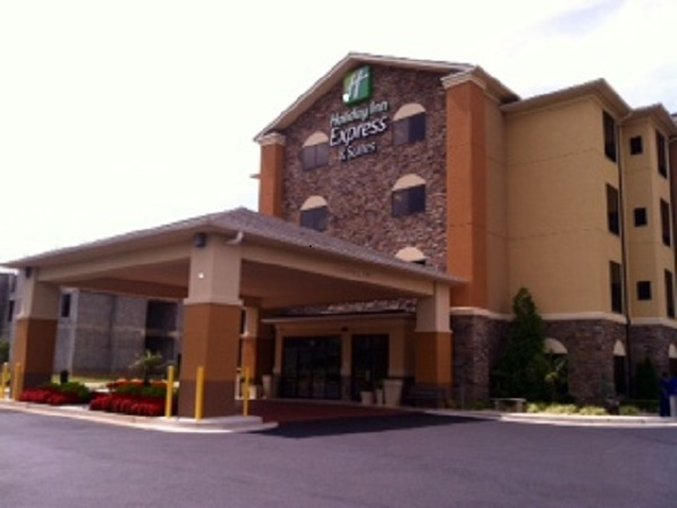 Holiday Inn Express & Suites ATLANTA EAST - LITHONIA - Dunwoody, GA
