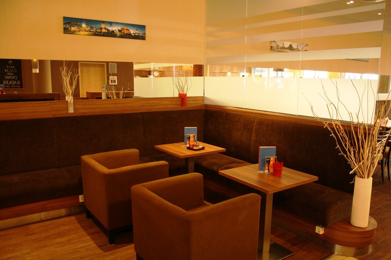 Hotel Holiday Inn Express Berlin City Centre-West Sala de estar do saguão