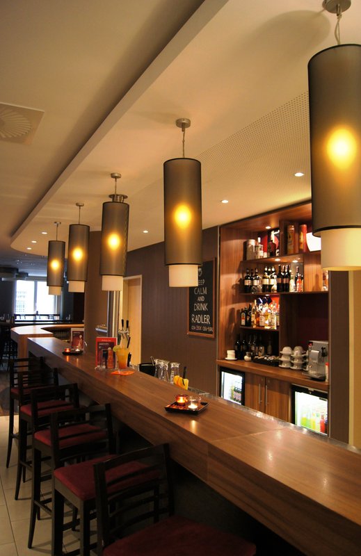 Hotel Holiday Inn Express Berlin City Centre-West Bar do saguão