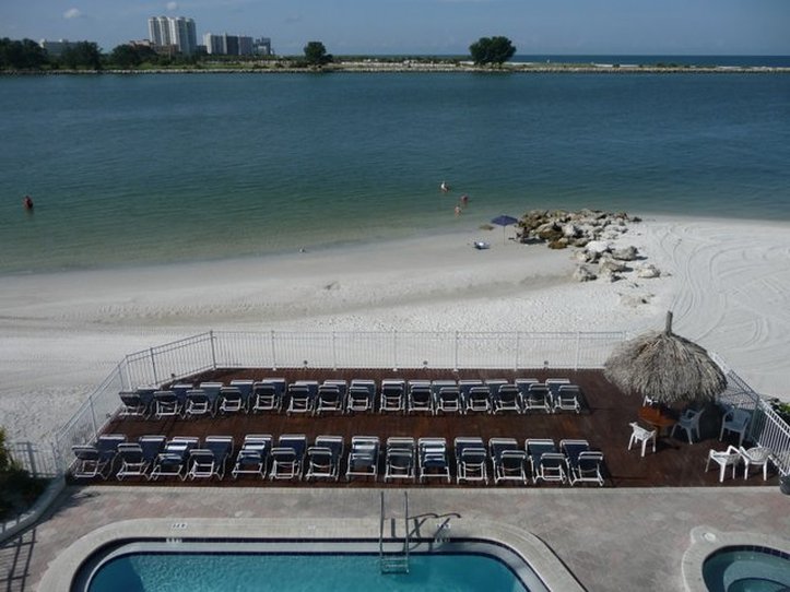 Econo Lodge-On The Beach - Clearwater, FL