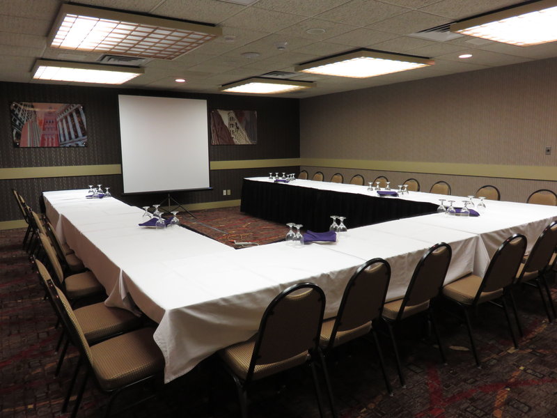 Holiday Inn MANITOWOC - Manitowoc, WI