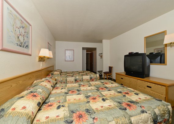 Rodeway Inn & Suites - Needles, CA