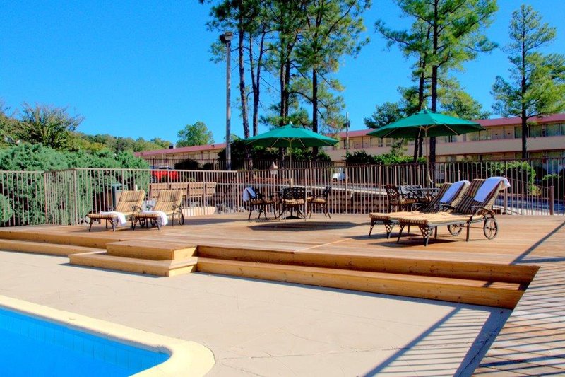 Holiday Inn NORTH LITTLE ROCK - North Little Rock, AR