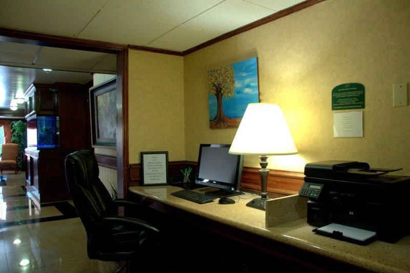 Holiday Inn NORTH LITTLE ROCK - North Little Rock, AR