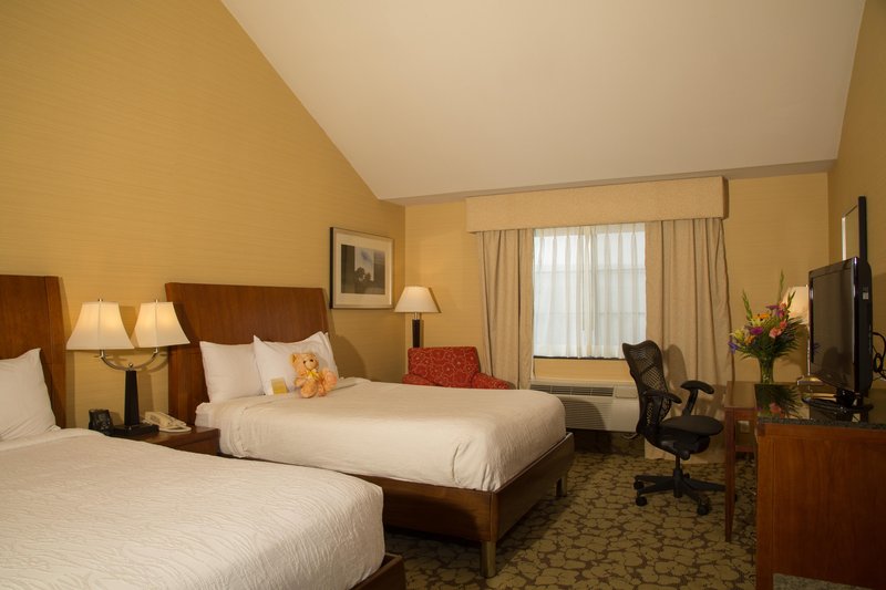 Hilton Garden Inn Valencia Six Flags - Valencia, CA
