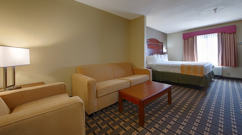 Best Western Garden Inn & Suites - Cartersville, GA