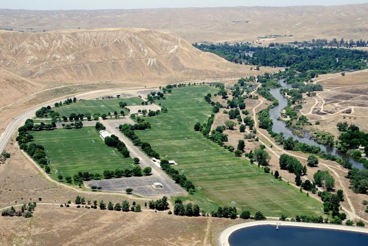 Crystal Palace Inn & Suites - Bakersfield, CA