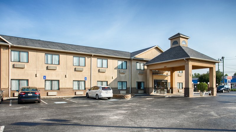 Best Western - Waynesboro, GA
