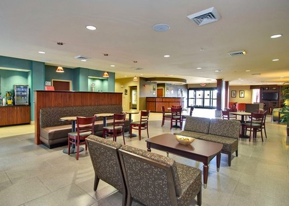 Comfort Suites - Whitsett, NC