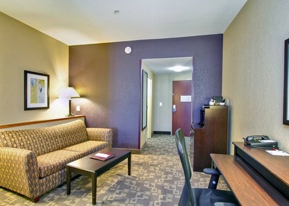Comfort Suites - Whitsett, NC