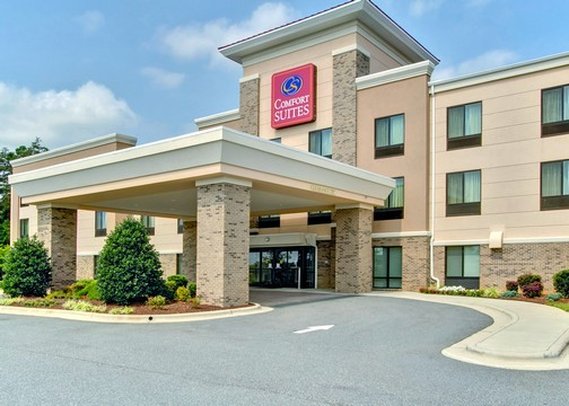 Comfort Suites - Whitsett, NC