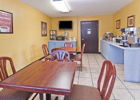 Econo Lodge - Rolla, MO