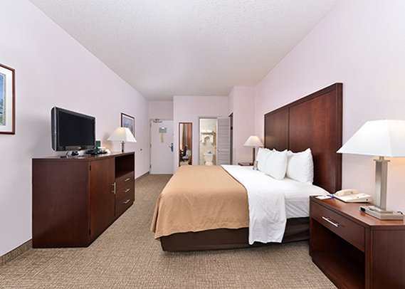 Comfort Inn & Suites-Seattle - Seattle, WA