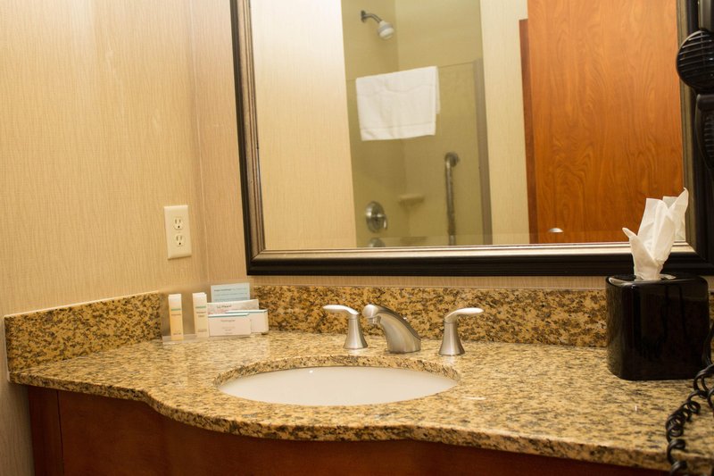 Hampton Inn & Suites Greeley - Greeley, CO