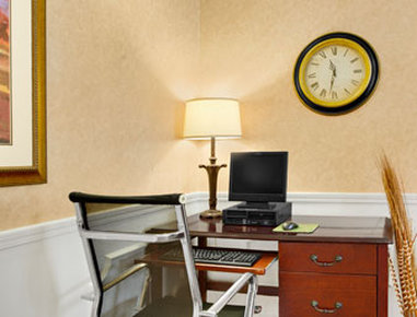 Baymont By Wyndham Kingsland - Kingsland, GA