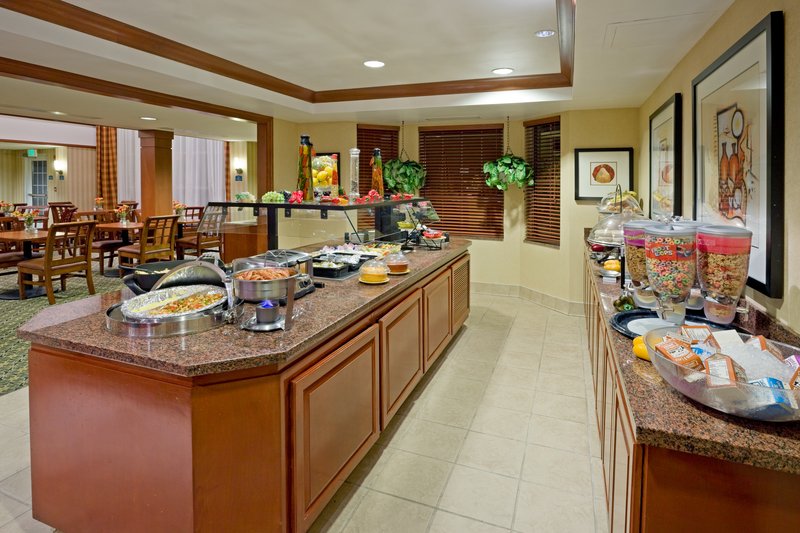 Staybridge Suites PHILADELPHIA-MT. LAUREL - Mount Laurel, NJ