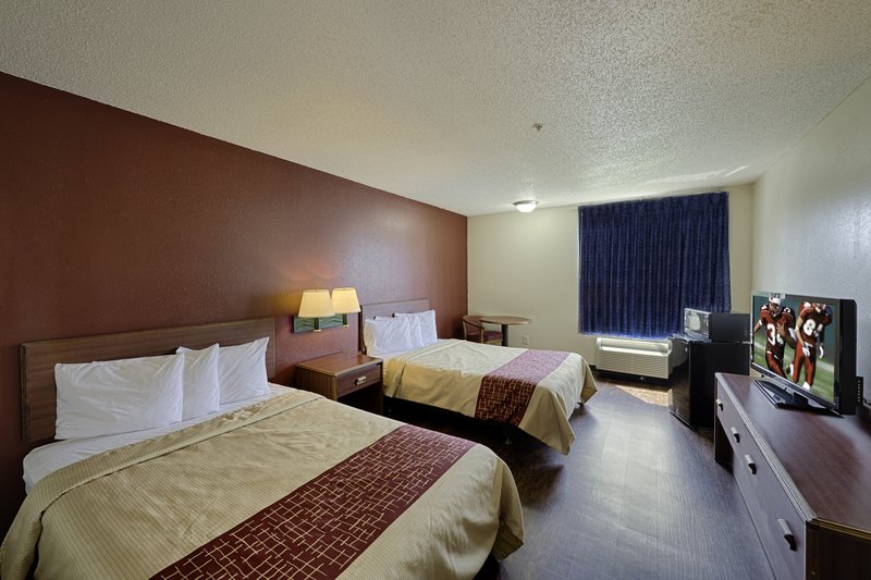 Red Roof Inn & Suites Savannah Airport - Pooler, GA