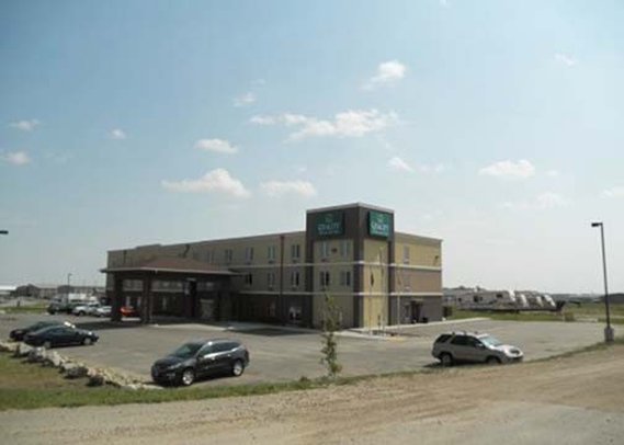 Quality Inn & Suites - Minot, ND