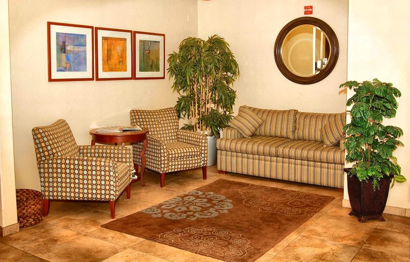 Candlewood Suites SANTA MARIA - Santa Maria, CA