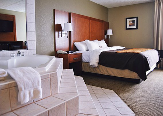 Comfort Inn - Alliance, OH