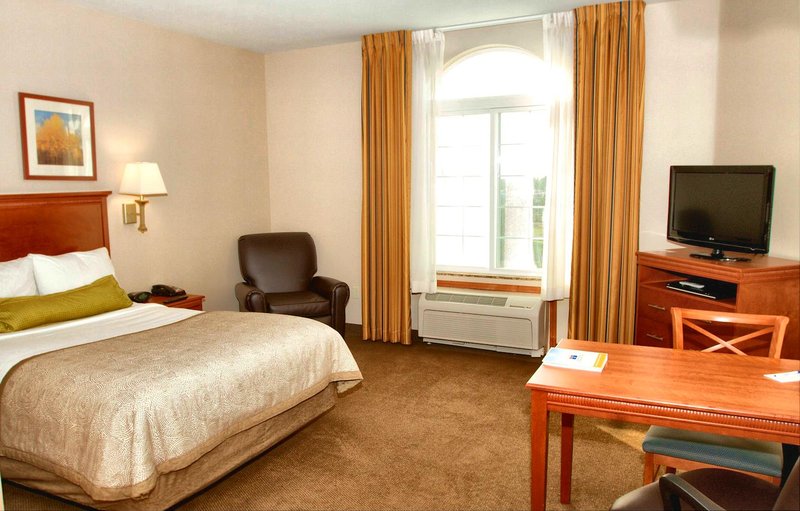 Candlewood Suites SANTA MARIA - Santa Maria, CA