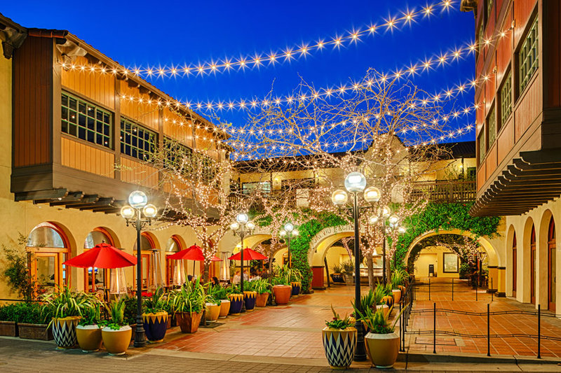 Vineyards Chop House-Crowne Plaza Hotel Concord - Concord, CA