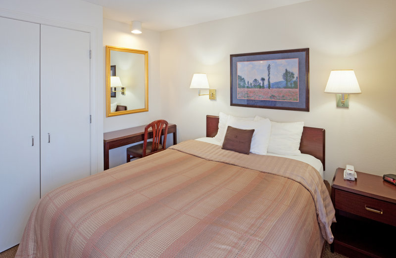 Candlewood Suites BOSTON-BURLINGTON - Burlington, MA
