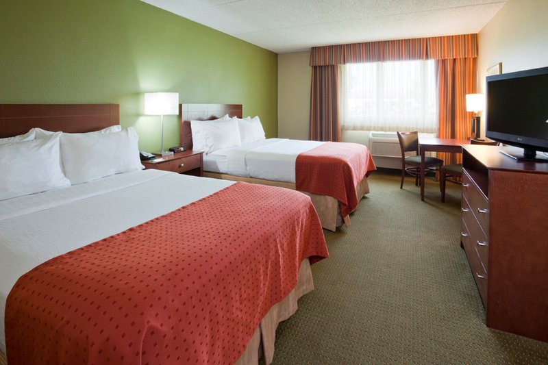 Holiday Inn AUSTIN CONFERENCE CENTER - Austin, MN