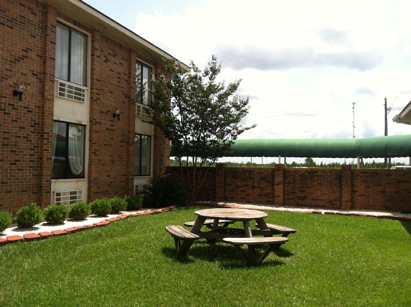 Muskogee Inn - Atmore, AL