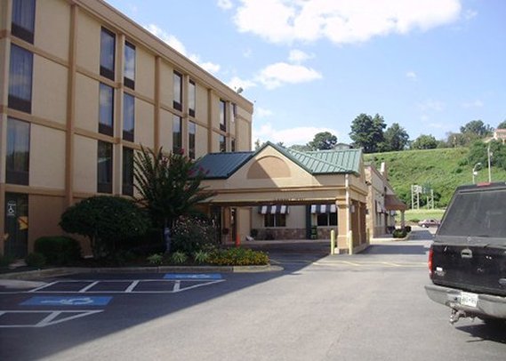 Holiday Inn NORTH LITTLE ROCK - North Little Rock, AR