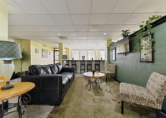 Baymont Inn & Suites Conroe/The Woodlands - Conroe, TX