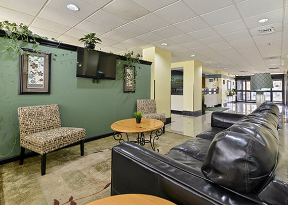 Baymont Inn & Suites Conroe/The Woodlands - Conroe, TX