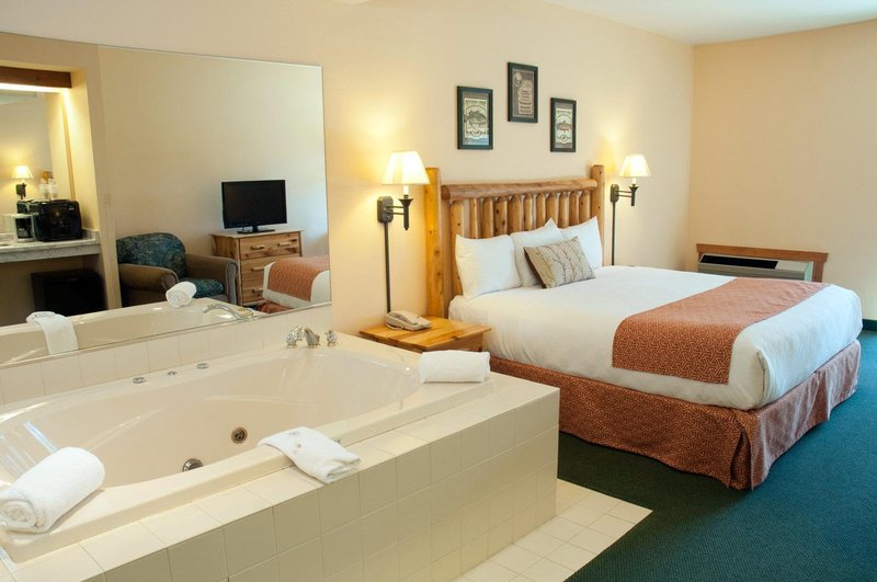 Waters Of Minocqua - Minocqua, WI