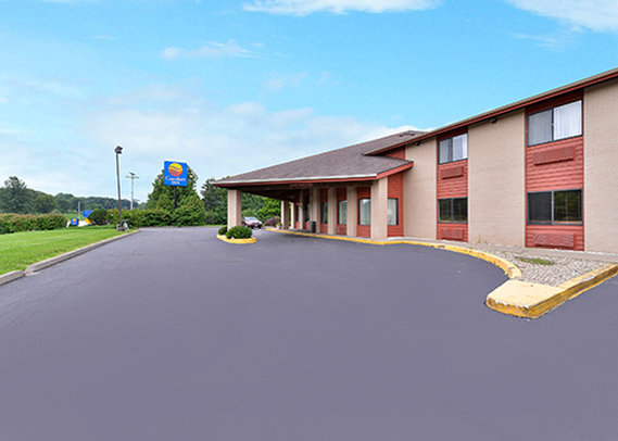 Comfort Inn Macomb - Macomb, IL