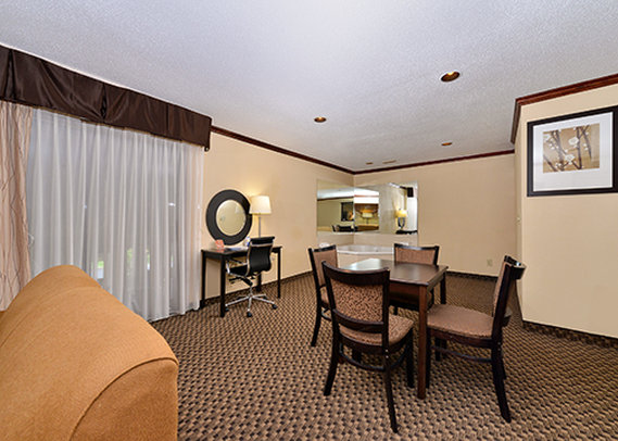 Comfort Inn Macomb - Macomb, IL