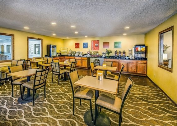 Comfort Inn - Pueblo, CO