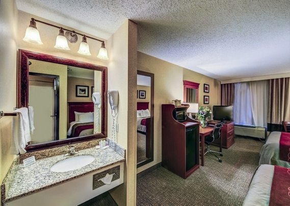 Comfort Inn - Pueblo, CO